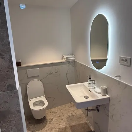 Superb Vesna Apartamento