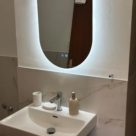 Superb Vesna Apartamento